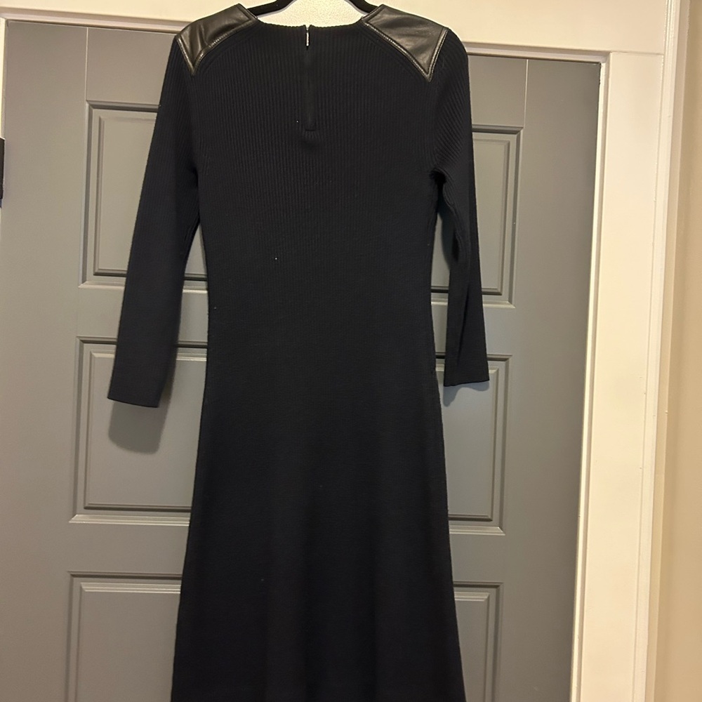 Elegant Tory Burch Sz 8 Black Dress with Leather Accents